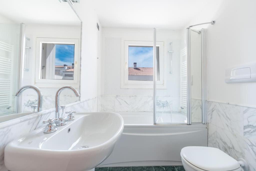 Appartement Ca' Altanella, Amazing Views From The Terrace!